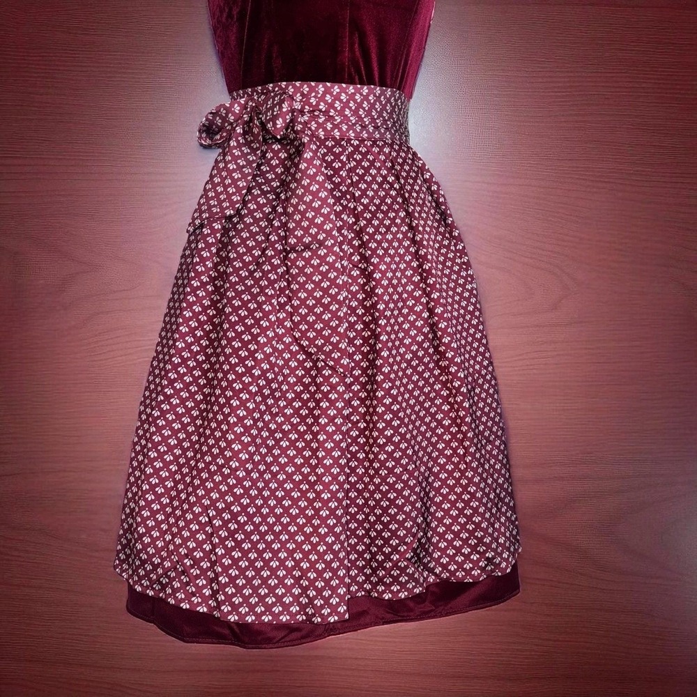 New Small Oktoberfest Red Burgundy Velvet Dirndl Dress Bavarian German Festival - Picture 6 of 7